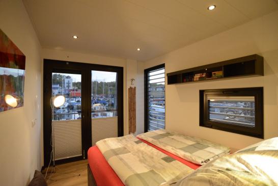 Schlafzimmer-1