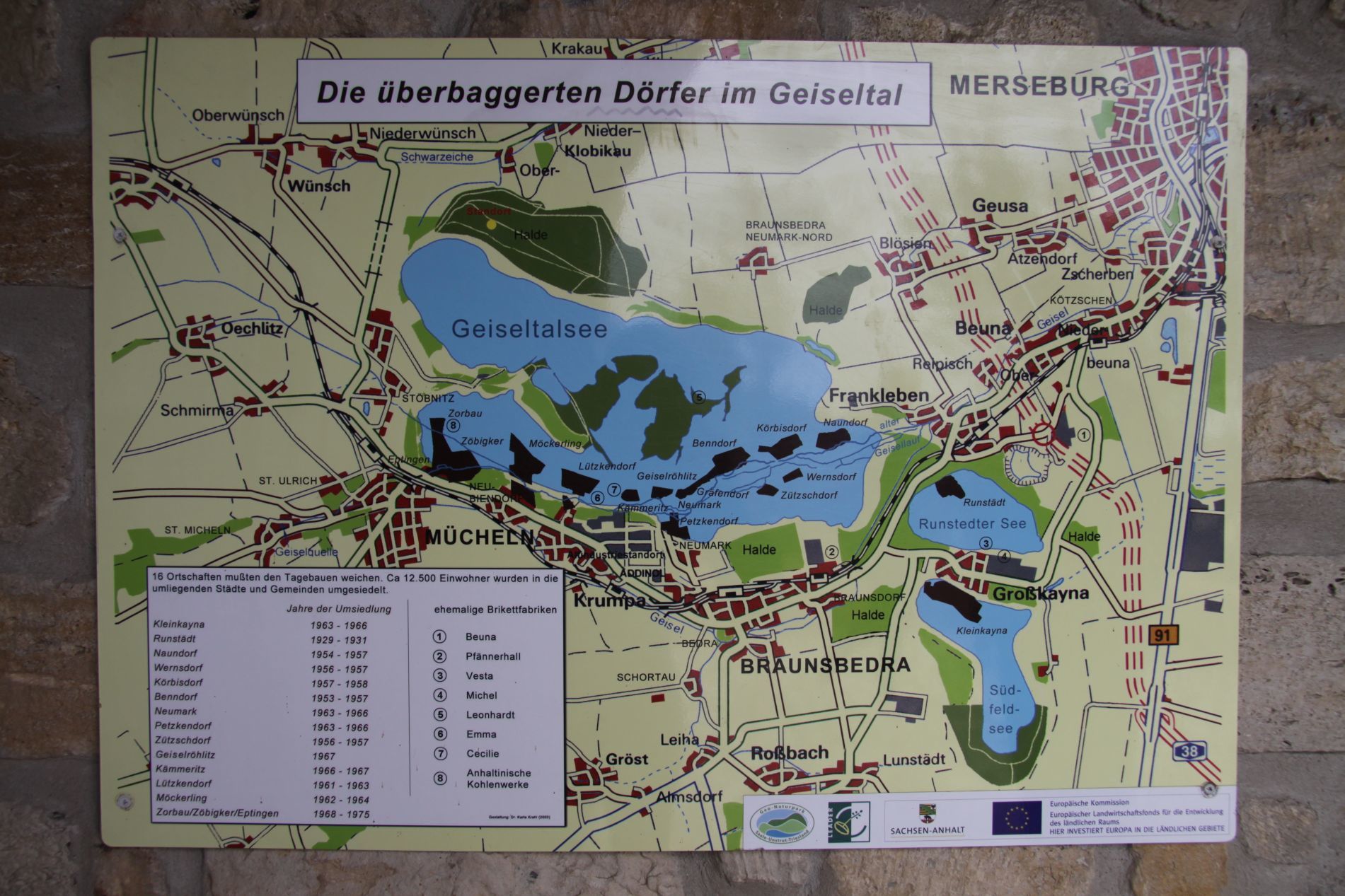 Ferienhaus direkt am/auf dem See Fahrradtour um den Geiseltalsee